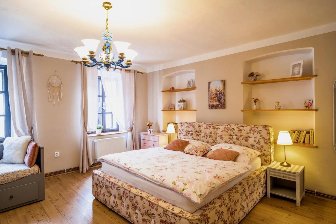 Rustic House v Lužických horách Apartamento Jiřetín pod Jedlovou Exterior foto