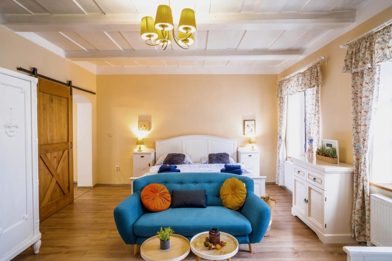 Rustic House v Lužických horách Apartamento Jiřetín pod Jedlovou Exterior foto